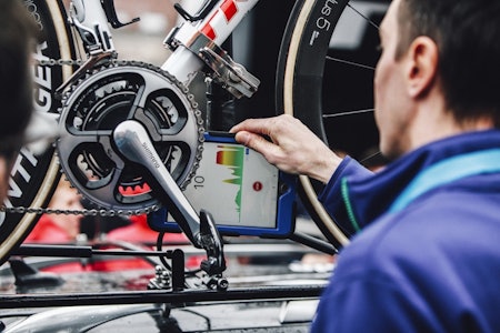 UTESTENGT: Tre utøvere fra Ungarn er utestengt for ulovlige motorer, i det første verdensmesterskapet i el-terrengsykling. Produsenten av motorene har vært involvert i motortrøbbel tidligere. Foto: UCI. 