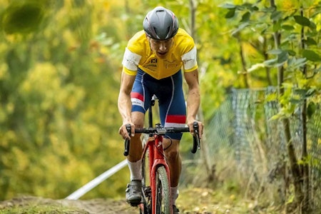 OVERLEGEN: Tobias Johannessen vant dagens Norgescuprunde i cyclocross på Føyka i Asker med nesten 40 sekunders margin. Foto: Pål Westgaard Føykakross 2020 Tobias Johannessen