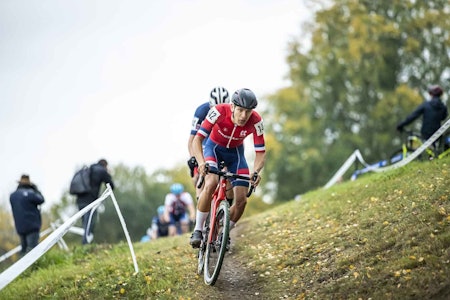 COMEBACK: Tobias Johannessen gjorde comeback i cyclocross med seier på Norgescupåpningen Føykakross i Asker, etter to sesonger preget av skader og sjukdom. Foto: Pål Westgaard Tobias Johannessen på Norgescupåpningen Føykakross