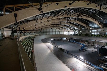 MESTERSKAP: Pleier du å være i form i februar får du nå gode nyheter: NM Bane avvikles 26.- 28. februar 2021. Foto: Kjetil Birkedal Pedersen.  sola velodrom bygging