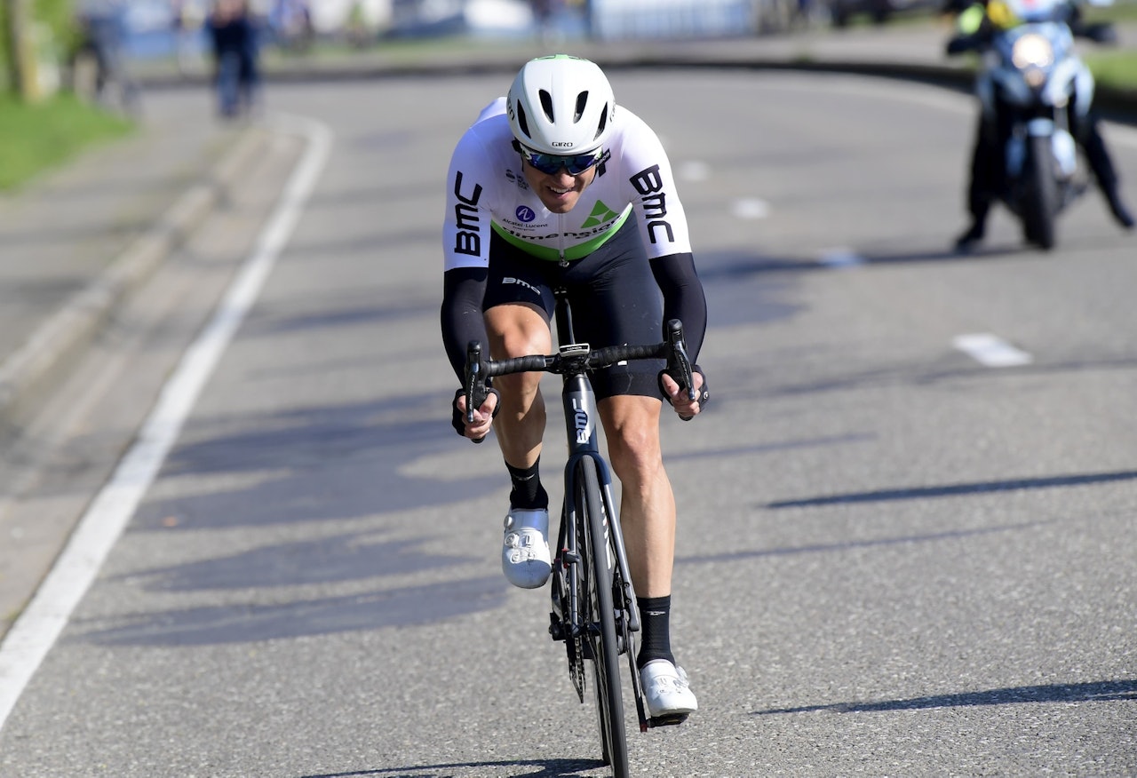 PRØVDE SEG: Edvald har lyktes med lange spurter før, men på Champs-Élysées i dag holdt det dessverre ikke helt inn. Foto: Cor Vos. PRØVDE SEG: Edvald har lyktes med lange spurter før, men på Champs-Élysées i dag holdt det dessverre ikke helt inn. Foto: Cor Vos.