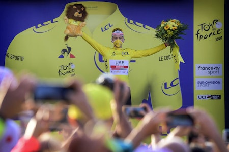SJOKKSEIER: Tadej Pogacar leverte en av tidenes villeste prestasjoner i Tour de France-historien, og kjørte seg rett inn i gult. Foto: Cor Vos. 