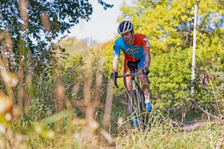 NORWAY CROSS: Fredrik Haraldseth vant sesongåpningen i cyclocross på Ekeberg. Foto: Ola Morken Fredrik Haraldseth vant Norway Cross