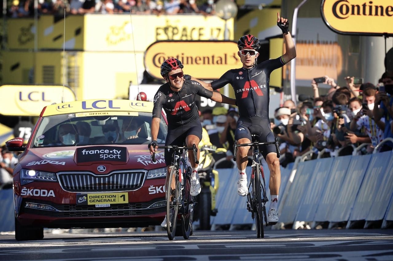DOBBELTSEIER: Ineos Grenadiers tok igjen for alt som har gått galt så langt i Tour de France. Foto: Cor Vos. 