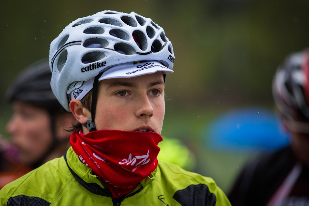 TSR2015-5592a TSR2015-5592a