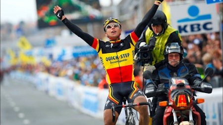 Stijn Devolder vinner Flandern rundt i belgisk mesterskapstrøye