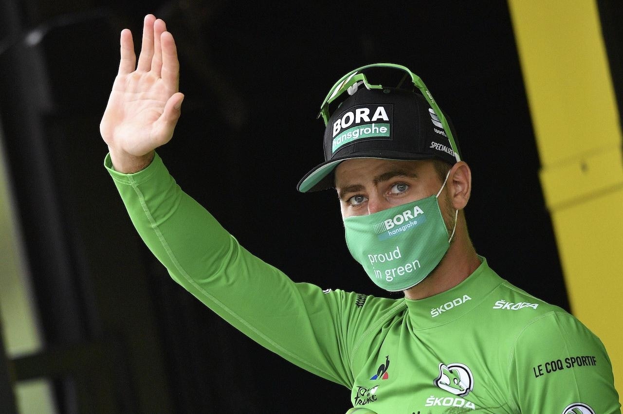 DEPLASSERT: Peter Sagan ble deplassert på dagens etappe, og er nå langt bak i kampen om den gule trøya. Foto: Cor Vos.  DEPLASSERT: Peter Sagan ble deplassert på dagens etappe, og er nå langt bak i kampen om den gule trøya. Foto: Cor Vos.