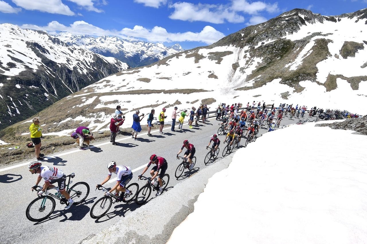 SVEITS RUNDT: Rittet kjøres i år på internett, på nettplattformen Rouvy. Arkivfoto: Cor Vos. Sveits rundt