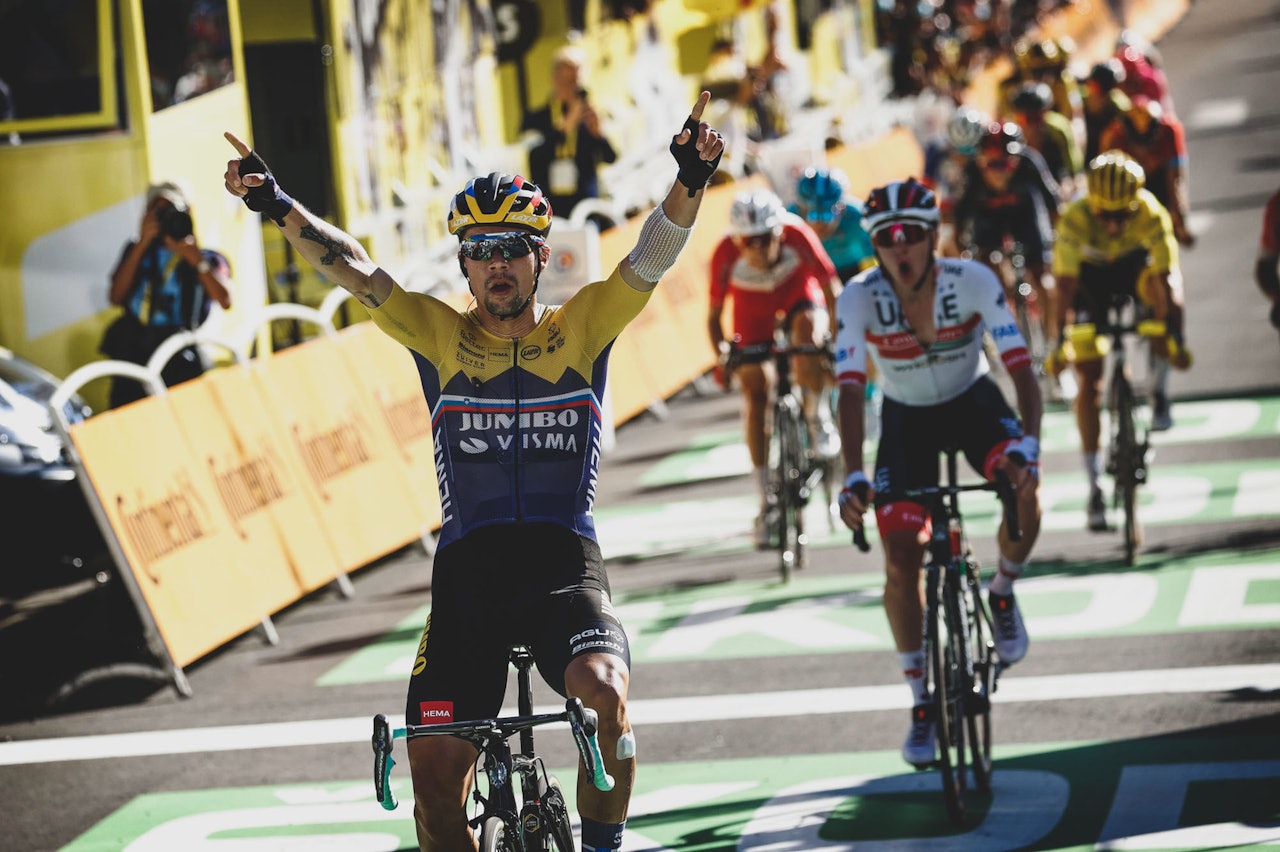 OVERLEGEN: Primoz Roglic knuste all motstand på den første etappen der sammenlagtfavorittene viste seg frem. Foto: Cor Vos. 