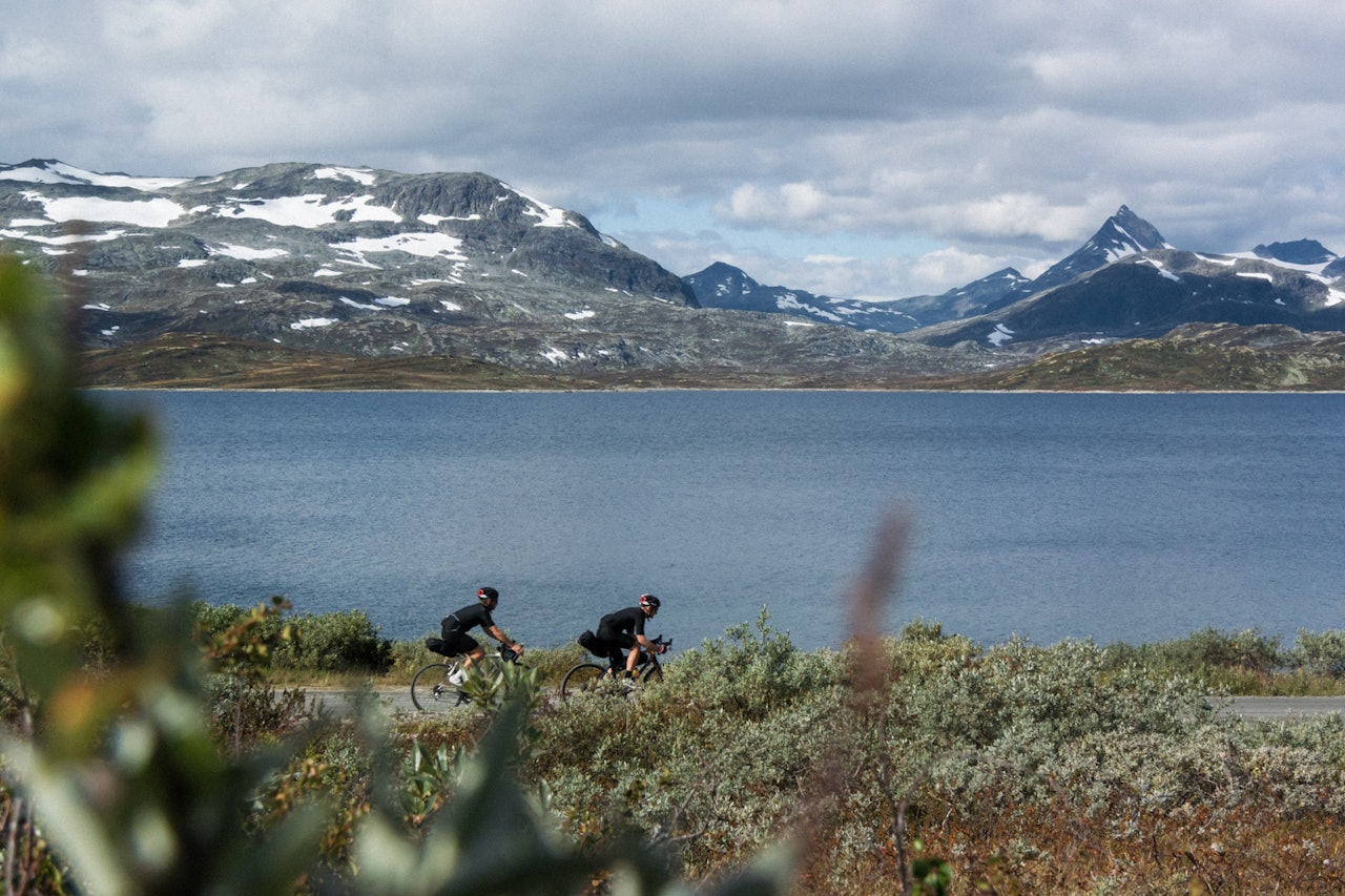 EVENTYR: To dager gjennom Norges mektigste fjellandskap - bli med i Landevei #29! Foto: Henrik Alpers.