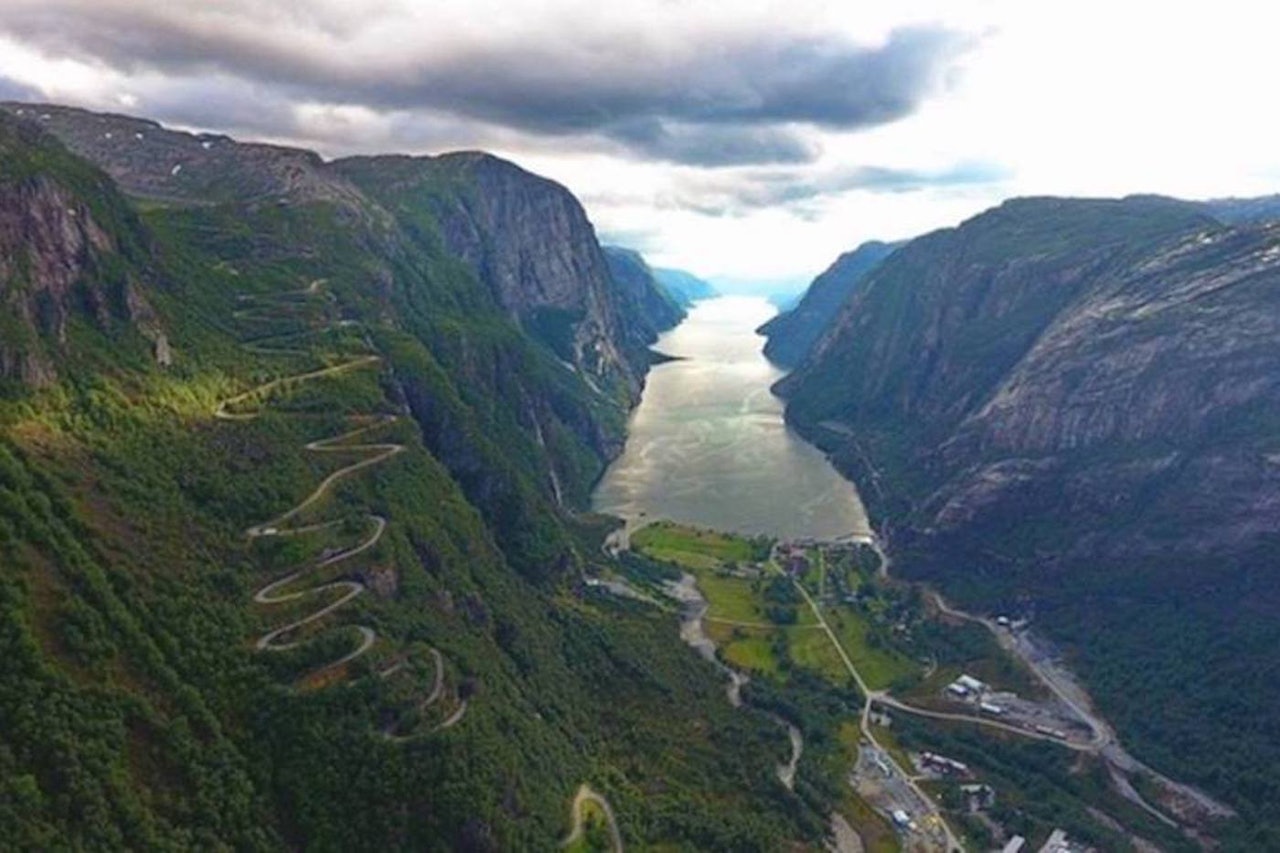 HÅRNÅLER: De 20 serpentinsvingene opp Lysheiane er en del av Haute Route Stavanger. Foto: Arrangøren HÅRNÅLER: De 20 serpentinsvingene opp Lysheiane er en del av Haute Route Stavanger. Foto: Arrangøren