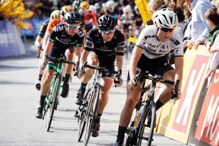 TOPP NIVÅ: Ladies Tour of Norway trekker hvert år de beste kvinnelige syklistene i verden til Norge. Her er det U23-verdensmester Amalie T. Diederiksen fra Danmark som leder an under Ladies Tour of Norway 2017, da rittet for første gang hadde UCI World Tour-status. Foto: Cor Vos. TOPP NIVÅ: Ladies Tour of Norway trekker hvert år de beste kvinnelige syklistene i verden til Norge. Her er det U23-verdensmester Amalie T. Diederiksen fra Danmark som leder an under Ladies Tour of Norway 2017, da rittet for første gang hadde UCI World Tour-status. Foto: Cor Vos.