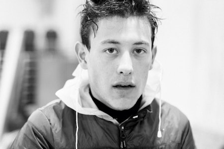 HOT AS HELL: Torstein Træen er en av flere frivillige i varmedrakt. Foto: Henrik Alpers. HOT AS HELL: Torstein Træen er en av flere frivillige i varmedrakt. Foto: Henrik Alpers.