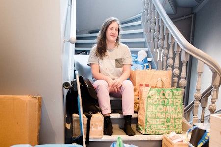 REISEKLAR: Lorenza Walker har flyttet ut av leiligheten i Oslo og er klar for å sykle rundt kloden.  REISEKLAR: Lorenza Walker har flyttet ut av leiligheten i Oslo og er klar for å sykle rundt kloden.