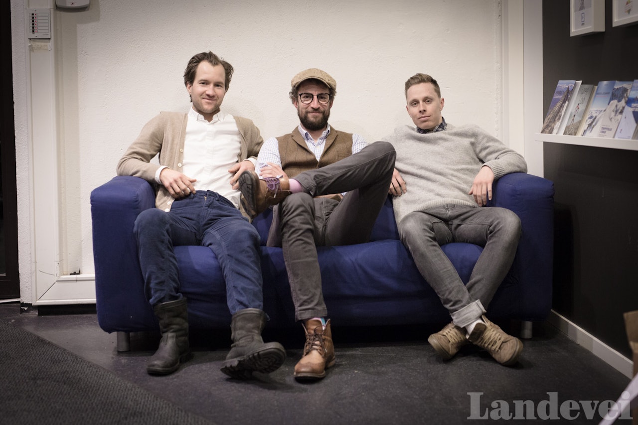 TØFF TRIO: Thomas Rem (t.v) gjester Radio Landevei sammen med Jonas Orset. (t.h) Foto: Kristoffer Kippernes.  TØFF TRIO: Thomas Rem (t.v) gjester Radio Landevei sammen med Jonas Orset. (t.h) Foto: Kristoffer Kippernes.