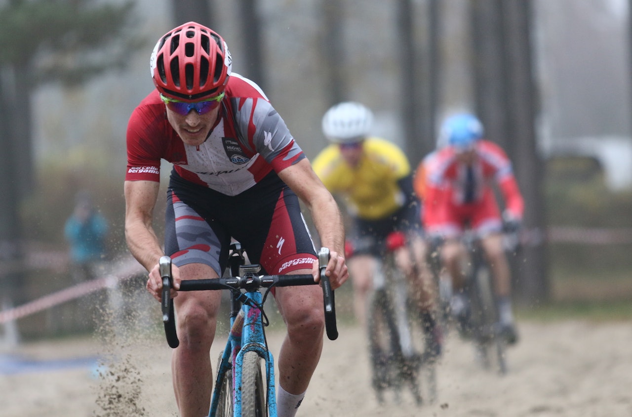 Sebastian Fini vant også dagens Norgescup, men det var på håret denne gangen. Foto: Bengt Ove Sannes Sebastian Fini vant også dagens Norgescup, men det var på håret denne gangen. Foto: Bengt Ove Sannes