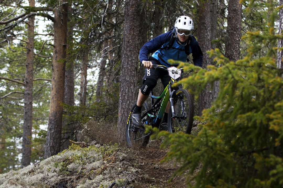 FRÆS: Lars Sanviken lar det stå til på stien. _KHK3133