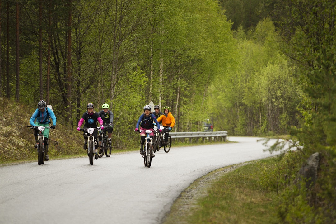 OPPAT: Transportetappene ble litt fuktigere enn foregående dag, med litt regn. _KHK3997