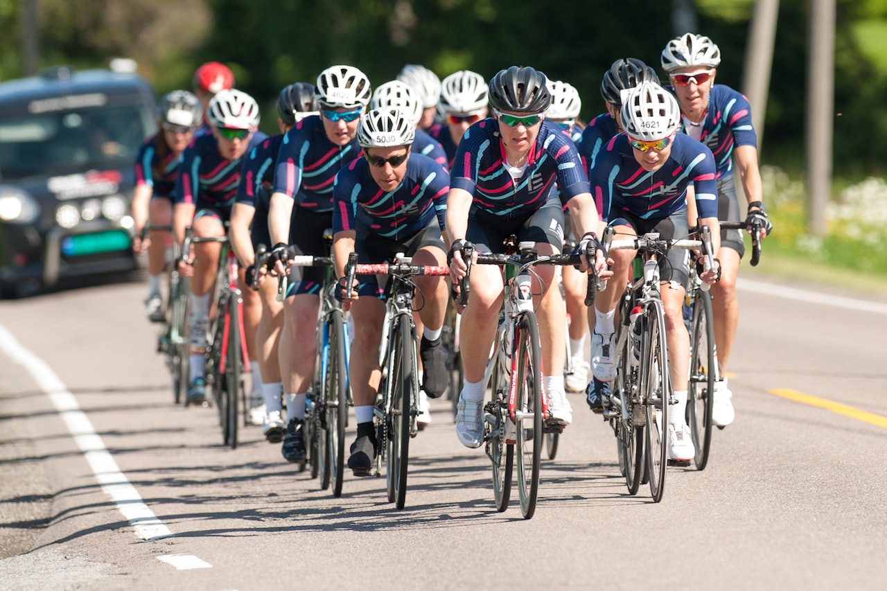 SAMKJØRING: Ladies Edition Race Team vant dameklassen i Lillehammer-Oslo med knusende margin, men har mer å gå på. Foto: Helge Langen SAMKJØRING: Ladies Edition Race Team vant dameklassen i Lillehammer-Oslo med knusende margin, men har mer å gå på. Foto: Helge Langen