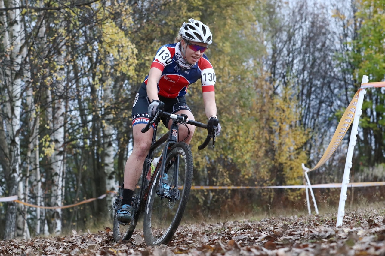 DOBBELTSEIER: Marit Sveen tok sin andre seier på to dager med dagens suksess i Mjøskross. Foto: Ola Morken