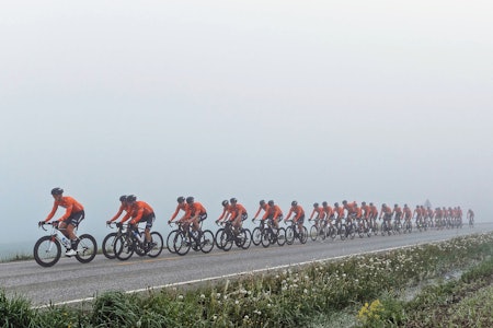 VÄTTERN-KLARE: Kjekkas stiller med 38 mann i troppen til Vätternrundan kommende lørdag. Målet er ny rekord på det 30 mil lange rittet i Sverige, der gjeldende rekord er på 6:33 og satt av et lag med flere World Tour-ryttere i stallen. Foto: Ola Morken VÄTTERN-KLARE: Kjekkas stiller med 38 mann i troppen til Vätternrundan kommende lørdag. Målet er ny rekord på det 30 mil lange rittet i Sverige, der gjeldende rekord er på 6:33 og satt av et lag med flere World Tour-ryttere i stallen. Foto: Ola Morken