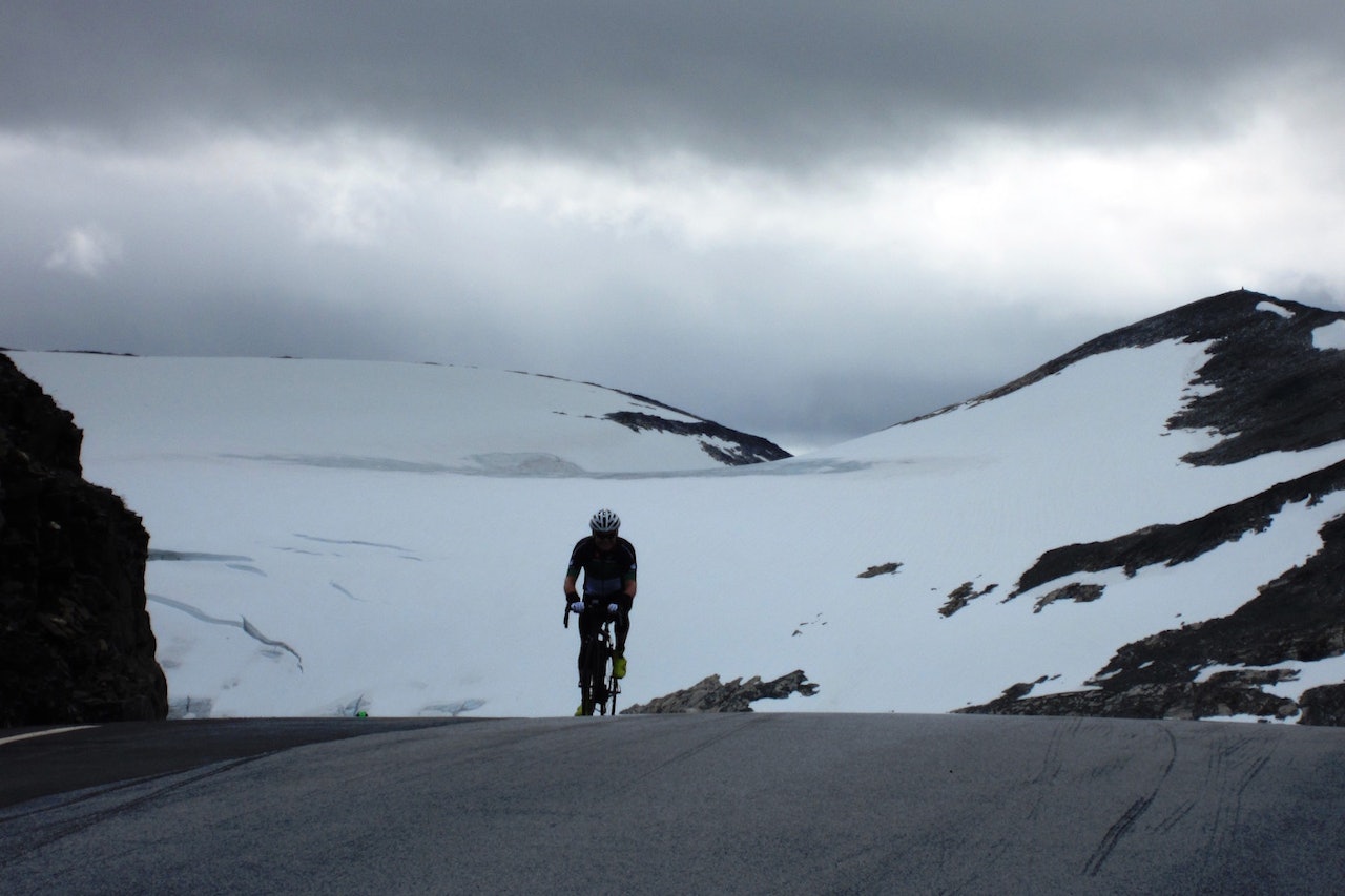 DALSNIBBA er en av landets ikoniske klatringer. Viking Tour 2016 tok den på vrangen. Foto: Kent Murdoch DALSNIBBA er en av landets ikoniske klatringer. Viking Tour 2016 tok den på vrangen. Foto: Kent Murdoch