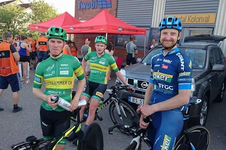 REKORD: Reidar Borgersen stilte til start på Retempon 2016, her med Torjus Sleen og Vegard Børsheim fra Lillehammer CK. Foto: Arrangøren REKORD: Reidar Borgersen stilte til start på Retempon 2016, her med Torjus Sleen og Vegard Børsheim fra Lillehammer CK. Foto: Arrangøren