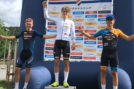 TOUR TE FJELLS: Per Strand Hagenes vant juniorklassen i Tour te Fjells sammenlagt, med danskene Simon Dalby og Tobias Lundandresen på henholdsvis andre og tredjeplass. Foto: Ingeborg Scheve Per Strand Hagenes vant juniorklassen i Tour te Fjells sammenlagt
