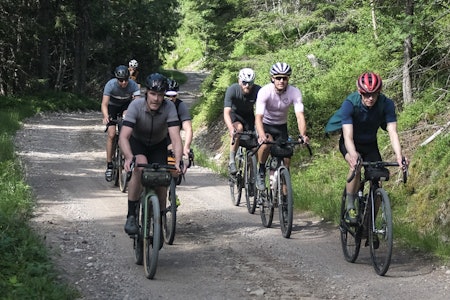 OSLO GRAVEL GRINDER: 47 ryttere syklet forrige helgs gruseventyr gjennom Nordmarka, der ruta var på totalt 261 kilometer og drøyt 5000 høydemeter. Foto: Arjan Boldingh Oslo Gravel Grinder 2020 261km lang hovedsakelig på grusveier i Nordmarka