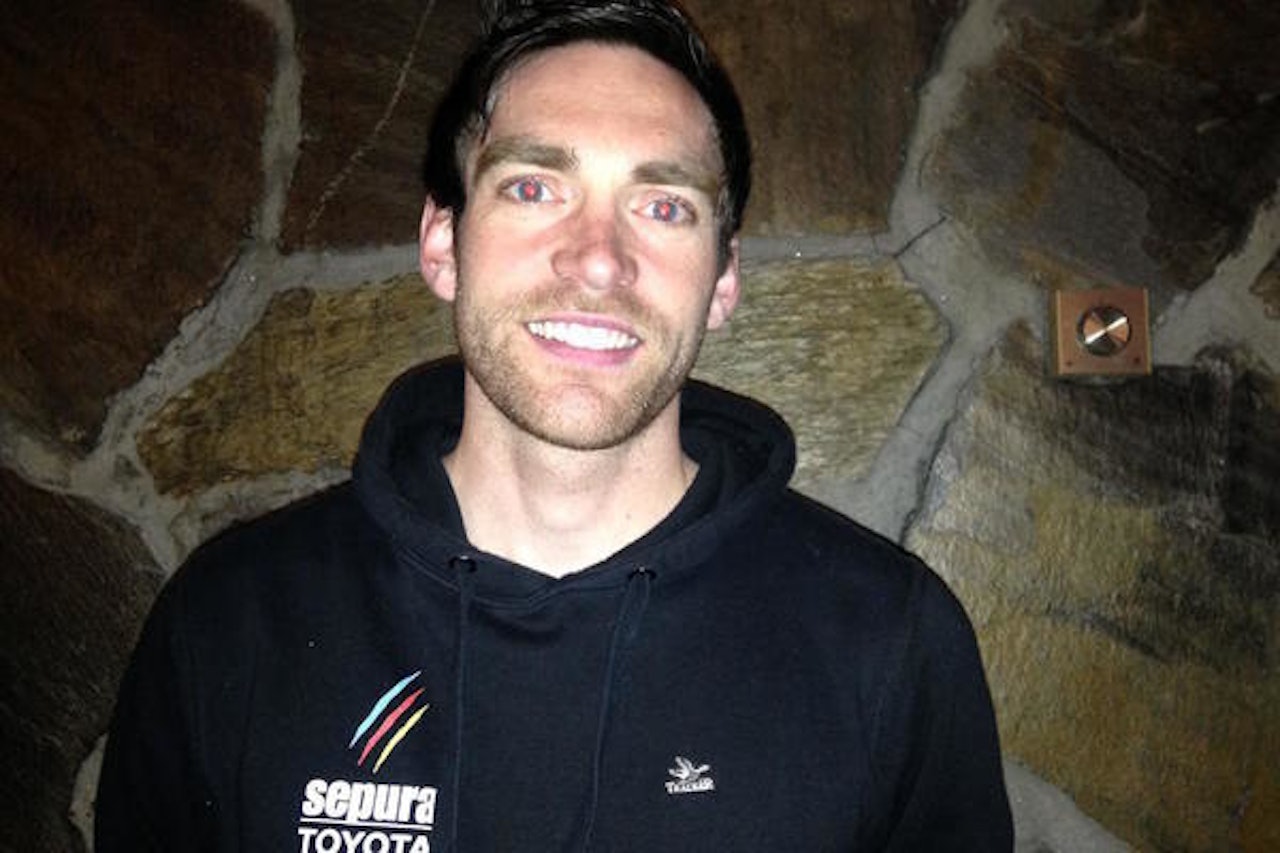 SMIL fra øre til øre på Vidar Mehl etter etappeseier på Storefjell. Terrengsyklisten, som sykler for Sepura Toyota racing with Birk, bruker Tour de Hallingdal som trening inn mot grusklassikerne. Foto: Ingeborg Scheve SMIL fra øre til øre på Vidar Mehl etter etappeseier på Storefjell. Terrengsyklisten, som sykler for Sepura Toyota racing with Birk, bruker Tour de Hallingdal som trening inn mot grusklassikerne. Foto: Ingeborg Scheve