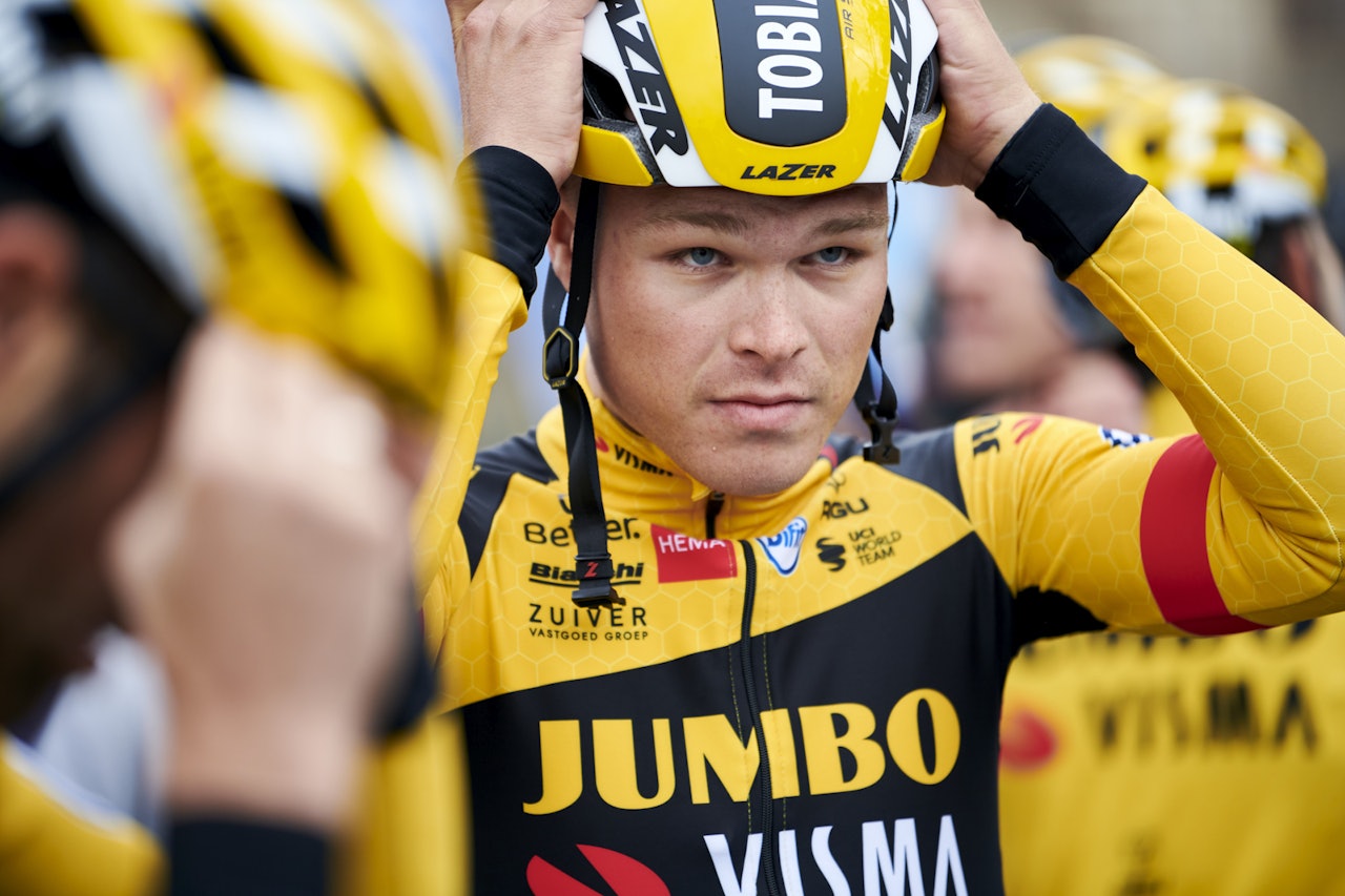 DÅRLIG START: Tobias Foss hadde ikke hatt mange timene som proff før han gikk i bakken og knakk kragebeinet. Foto: Cor Vos. DÅRLIG START: Tobias Foss hadde ikke hatt mange timene som proff før han gikk i bakken og knakk kragebeinet. Foto: Cor Vos.