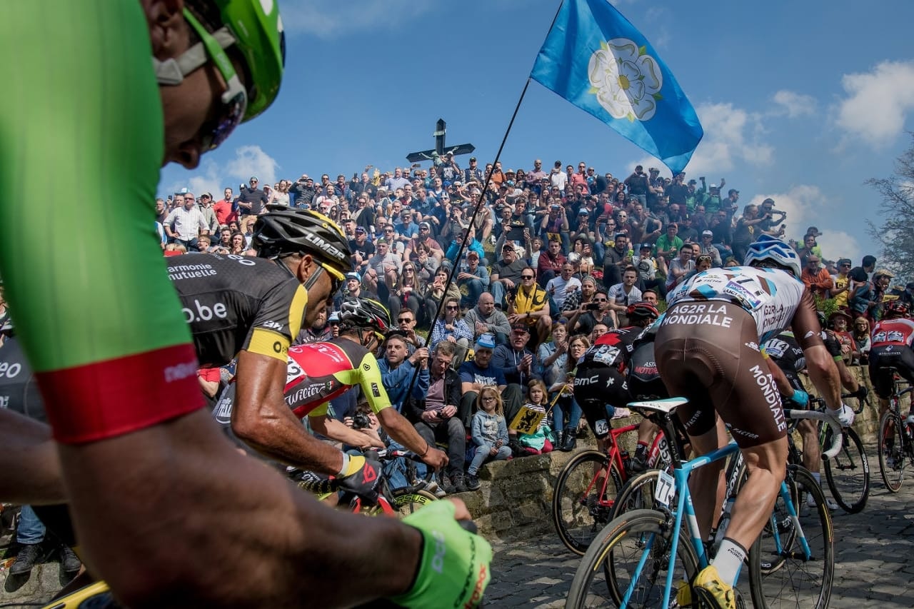 IKONISK: Få, om noen, bakker i sykkelsporten er like ikoniske som Muur van Geraardsbergen. Foto: Kristoff Ramon IKONISK: Få, om noen, bakker i sykkelsporten er like ikoniske som Muur van Geraardsbergen. Foto: Kristoff Ramon