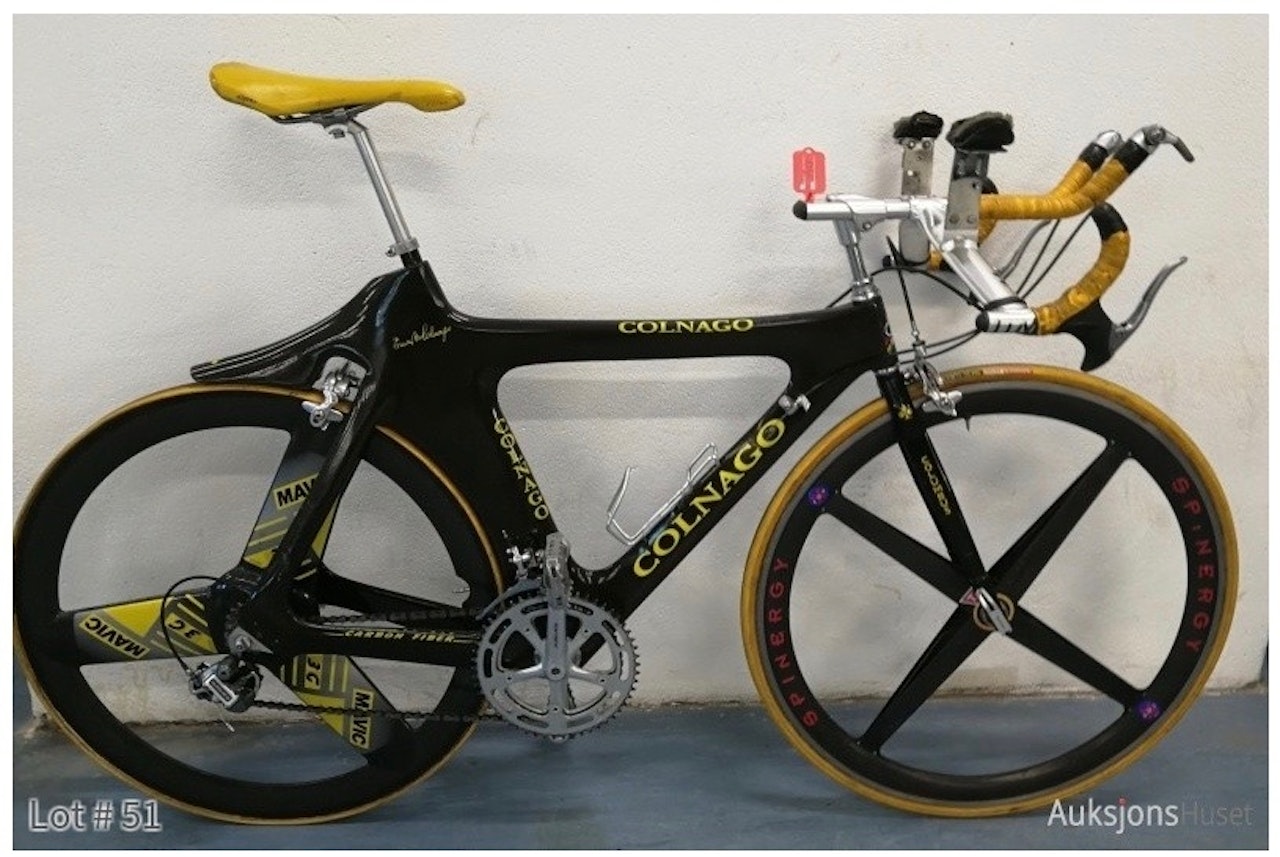 SAMLEOBJEKT: Colnago-sykkelen på dagens politiauksjon er ekstremt sjelden vare.  SAMLEOBJEKT: Colnago-sykkelen på dagens politiauksjon er ekstremt sjelden vare.