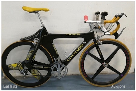 SAMLEOBJEKT: Colnago-sykkelen på dagens politiauksjon er ekstremt sjelden vare.  SAMLEOBJEKT: Colnago-sykkelen på dagens politiauksjon er ekstremt sjelden vare.