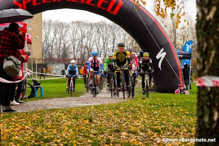 STOR PRESTISJE: Superpokal Voldsløkka er noe av det gjeveste du kan vinne når det kommer til sykkelkross i Norge. Foto: Simen Berg. STOR PRESTISJE: Superpokal Voldsløkka er noe av det gjeveste du kan vinne når det kommer til sykkelkross i Norge. Foto: Simen Berg.