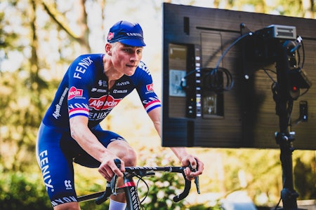 ZWIFTING: Mathieu van der Poel har både trent på Zwift og vært reklameplakat for nettgiganten. Foto: Cor Vos.  ZWIFTING: Mathieu van der Poel har både trent på Zwift og vært reklameplakat for nettgiganten. Foto: Cor Vos.