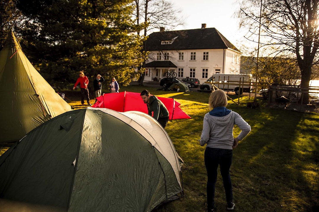 Allerede fredag kveld var det flere deltagere på plass. IMG_5404 copy