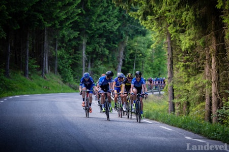STERK LAGKJØRING: Coop-Østerhus var aktive hele veien og fikk betalt, her fra årets NM på Lillehammer. Foto: Henrik Alpers STERK LAGKJØRING: Coop-Østerhus var aktive hele veien og fikk betalt, her fra årets NM på Lillehammer. Foto: Henrik Alpers