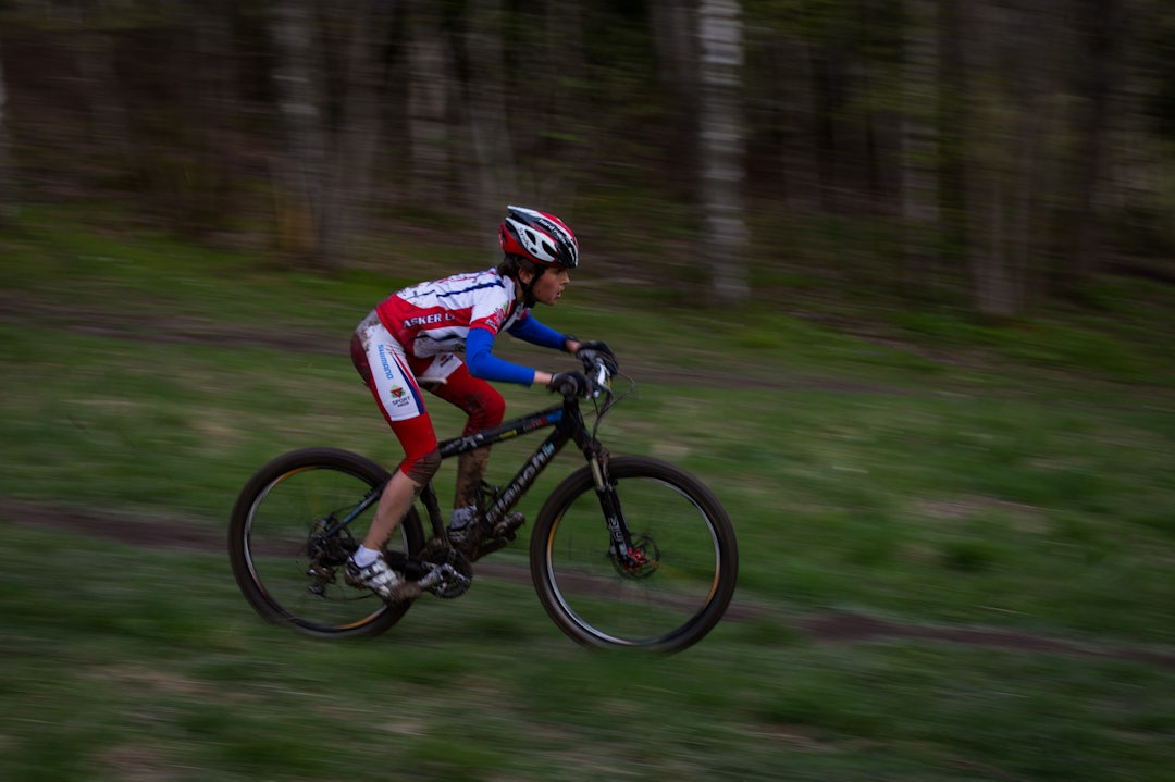 INGEN SPERRER: Og de hadde ingen begrensninger når det gjaldt på slippe seg løs utfor. (foto: Snorre Veggan) ubcup-3403a