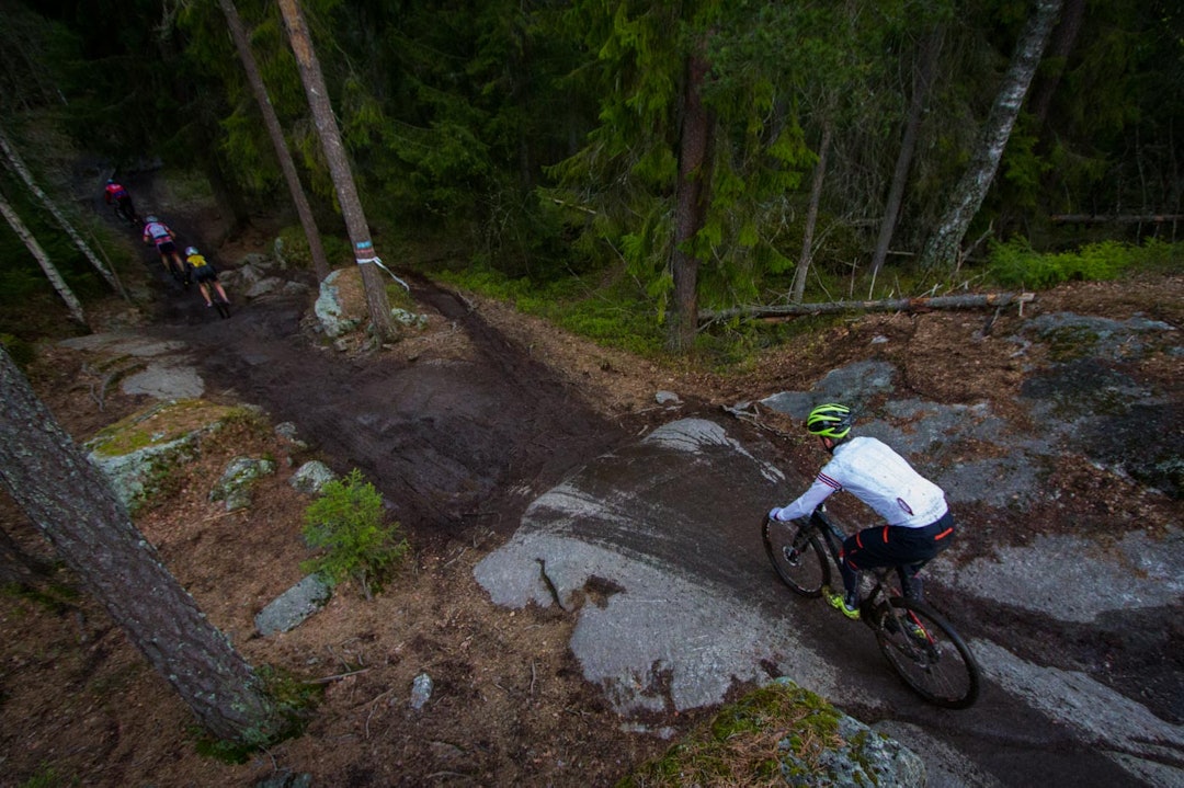 LUKE: Det ble luker mellom rytterne, men ikke veldig store. (foto: Snorre Veggan) ubcup-0878a