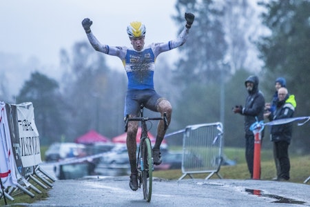 SEIER: Søren Wærenskjold var overlegen på gjørma i Norgescupfinalen i kross. Foto: Pål Westgaard