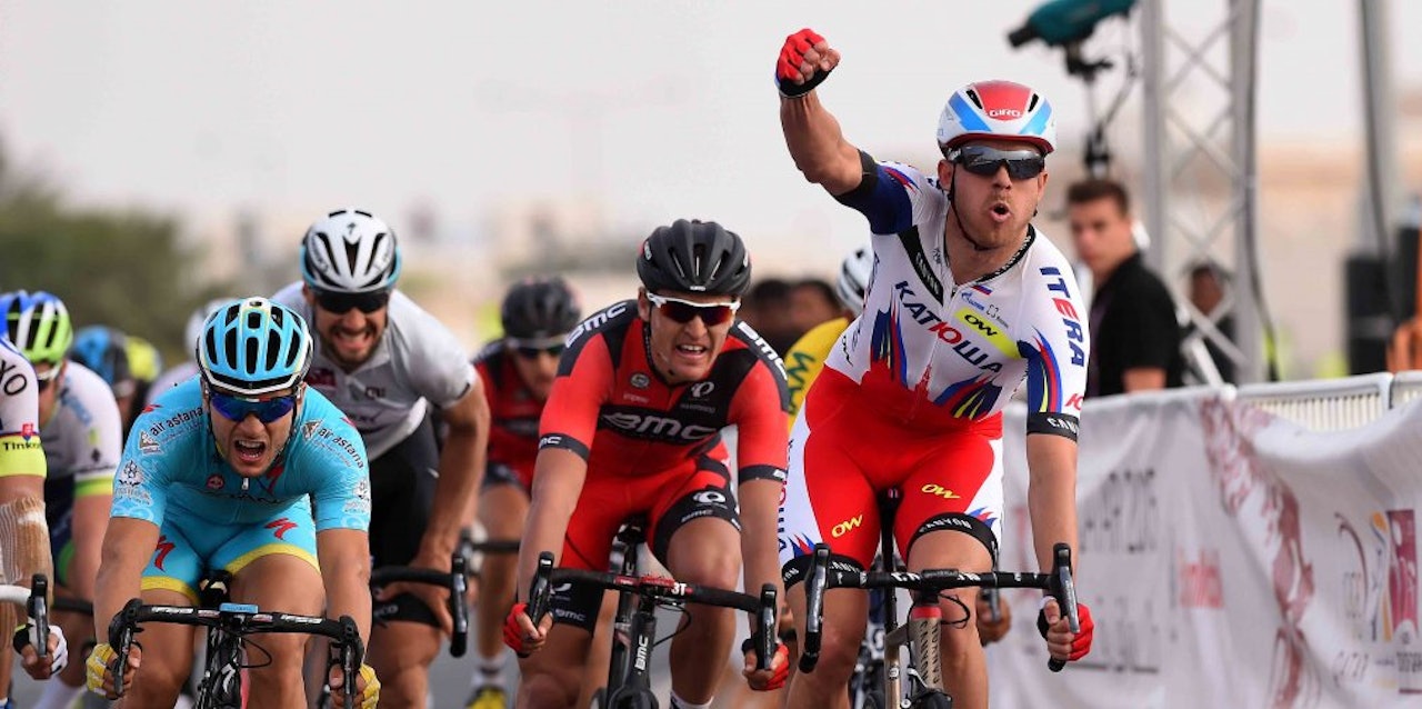 ØRKENKONGE: Alexander Kristoff noterte seg for sin andre etappeseier av fire mulige i dag. Foto: Team Katusha. ØRKENKONGE: Alexander Kristoff noterte seg for sin andre etappeseier av fire mulige i dag. Foto: Team Katusha.