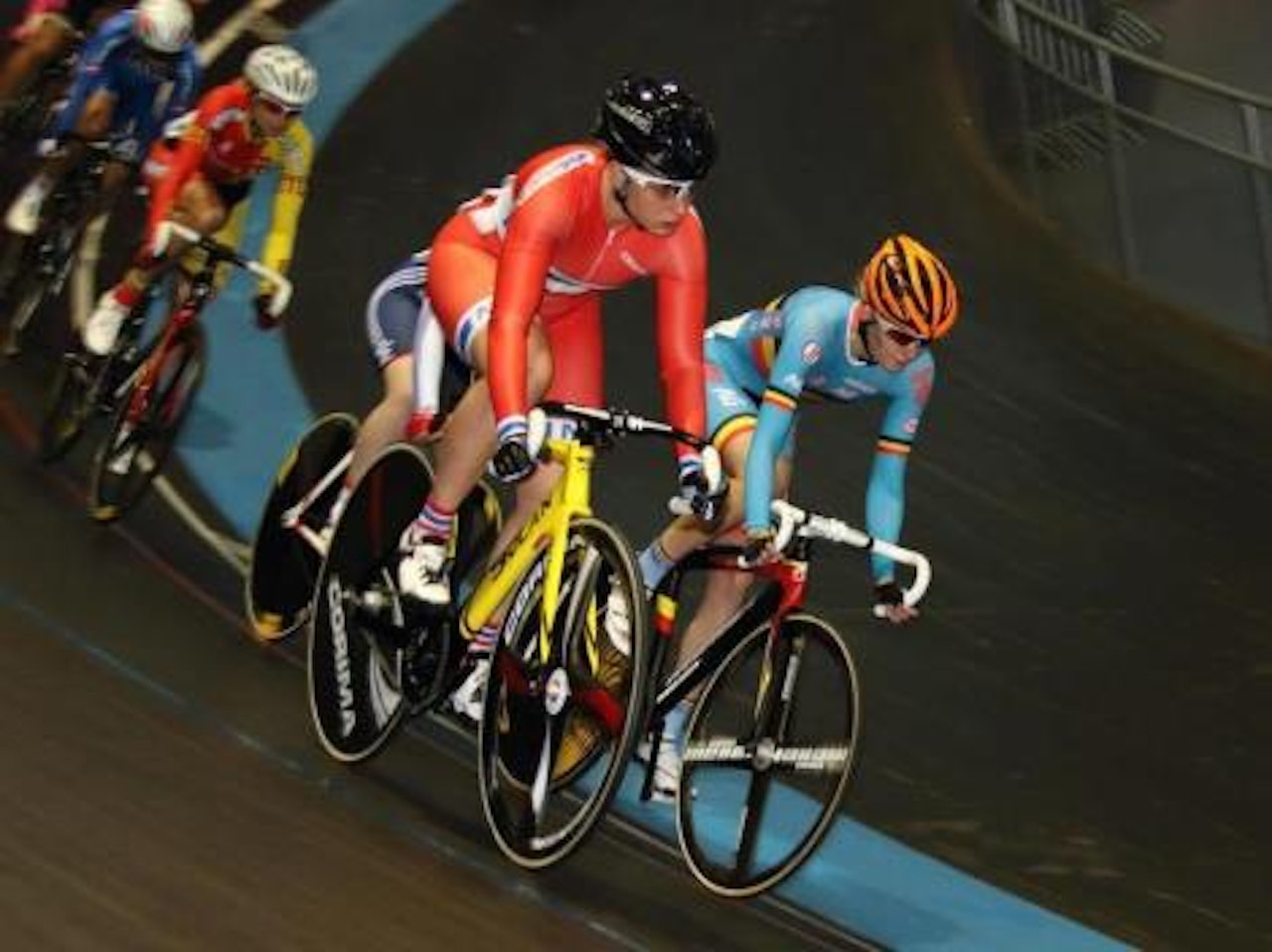 SUVEREN: Anita Yvonne Stenberg har foreløpig gjort rent bord i omnium for K-Senior. Foto: NCF  SUVEREN: Anita Yvonne Stenberg har foreløpig gjort rent bord i omnium for K-Senior. Foto: NCF