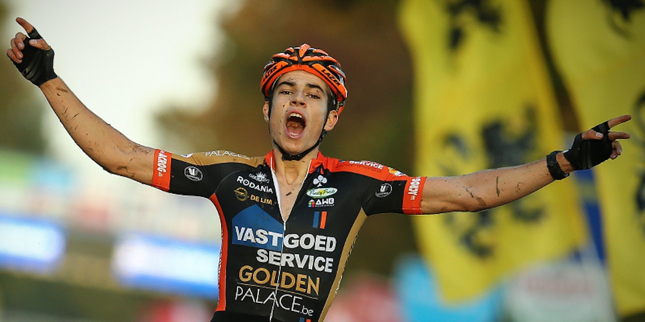 I SISTE LITEN: Wout van Aert ventet helt til oppløpet før han avgjorde dagens Bpost Bank Trofee i Hamme. Foto: Vastgoed Service-Golden Palace. I SISTE LITEN: Wout van Aert ventet helt til oppløpet før han avgjorde dagens Bpost Bank Trofee i Hamme. Foto: Vastgoed Service-Golden Palace.