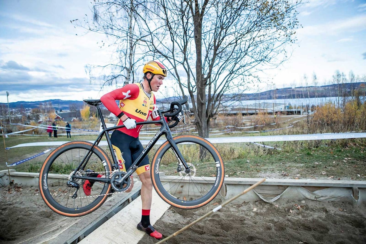 Hopp-la: Erik Nordseter Resell i steget under et ritt i Spikkestad. Der arrangeres NM i sykkelkross 16. november. Foto: Pål Westgaard.