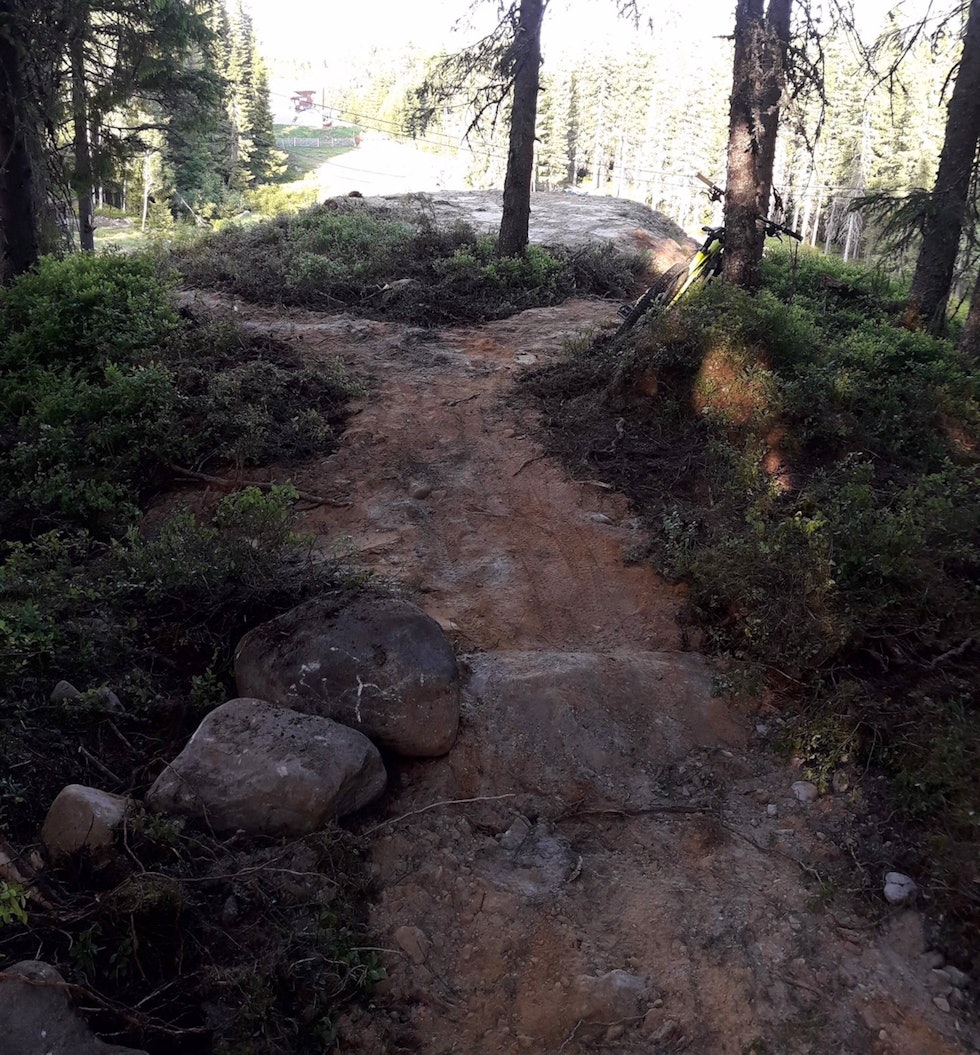 De nye løypene på Veldre Sag skal få Norgescup- og NM-standard. Foto: Geir Nysveen Sykkelanlegg Veldre Sag 2018 trail - Foto Geir Nyseveen 1200x