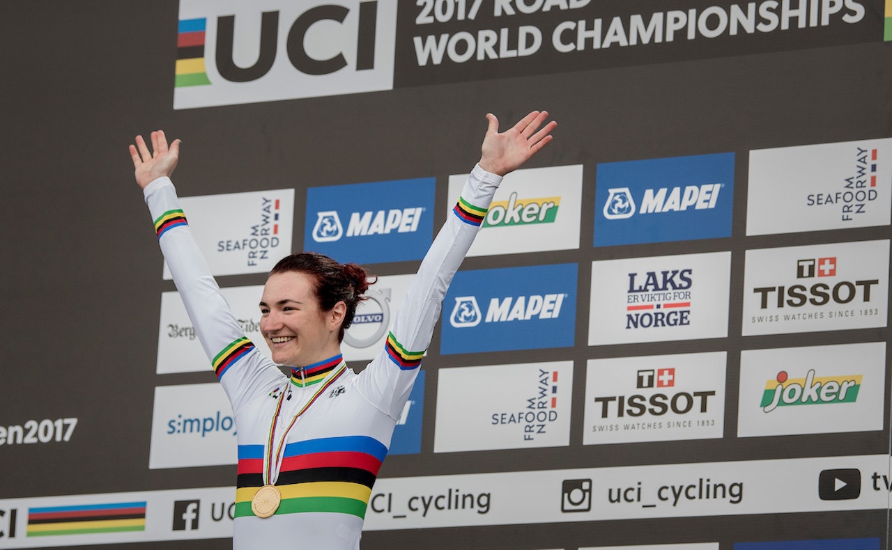 DOBBELT GULL: Elena Pirrone vant sitt andre gull i dette mesterskapet på dagens fellesstart i damenes juniorklasse. Foto: Kristof Ramon.  DOBBELT GULL: Elena Pirrone vant sitt andre gull i dette mesterskapet på dagens fellesstart i damenes juniorklasse. Foto: Kristof Ramon.