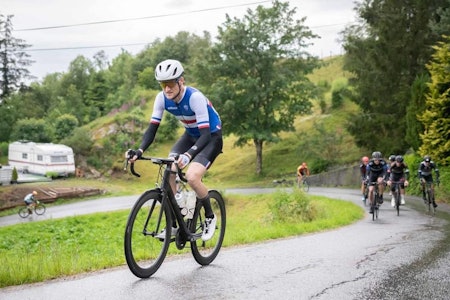 IVRIG: Rasmus Strand fra Trondheim sykler rubbel og bit av det som tilbys på terminlista i Trøndelag, og er dobbelt masternorgesmester for andre år på rad. Foto: Cecilie Christensen