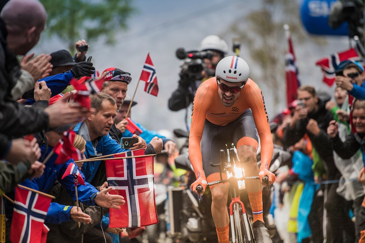I DET UMULIGE HJØRNET: Tom Dumoulin var nesten minuttet foran nærmeste konkurrent. Foto: Kristof Ramon.  I DET UMULIGE HJØRNET: Tom Dumoulin var nesten minuttet foran nærmeste konkurrent. Foto: Kristof Ramon.