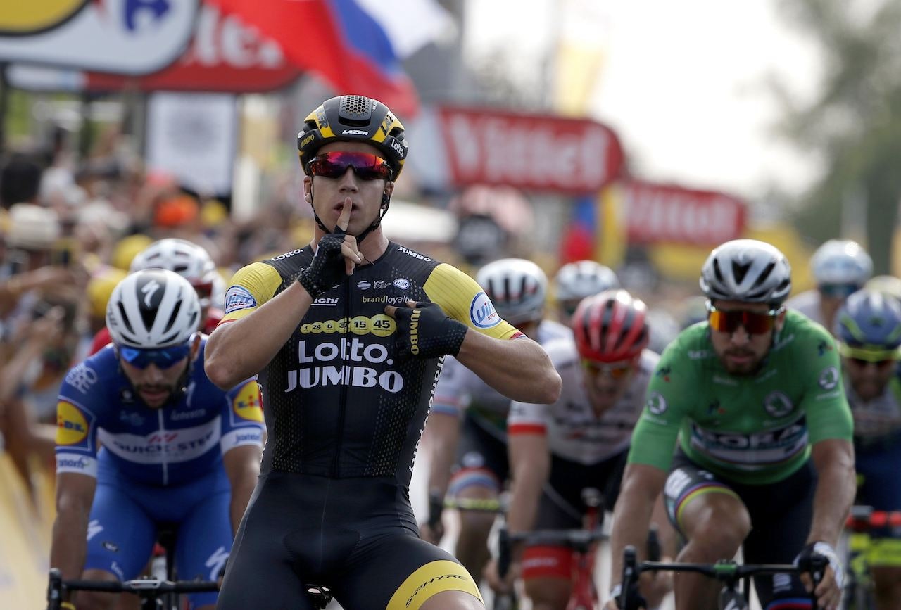 SOLID: Dylan Groenewegen vant årets lengste etappe, en sedat reise i flatt landskap. Foto: Cor Vos.  SOLID: Dylan Groenewegen vant årets lengste etappe, en sedat reise i flatt landskap. Foto: Cor Vos.